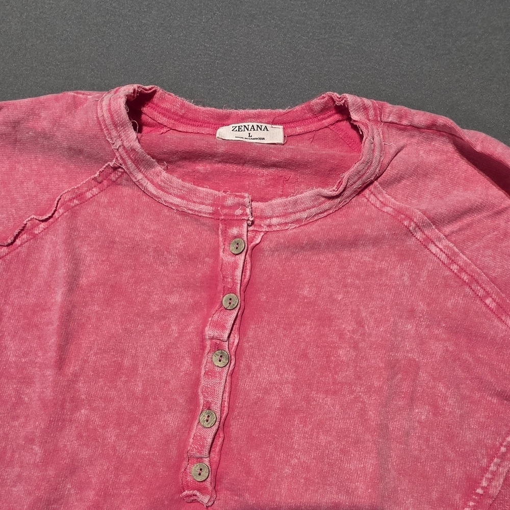 Zenana NEW In Bag Women's Pink Mineral Wash Henley Medium PTP 23 - Picture 4 of 6